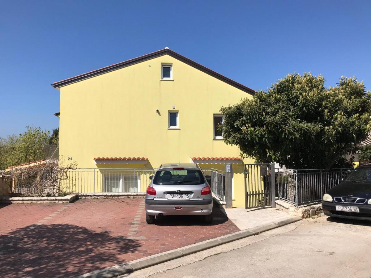 Vale Lunga Apartments Pula Exterior photo